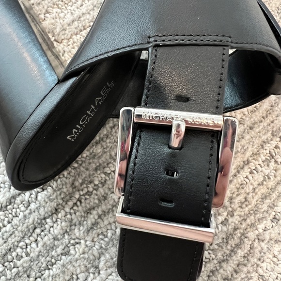 SOLD Michael Kors Becker Block Heel Platform Black Leather Sandal (Women 9) - Picture 10 of 11